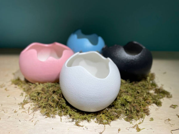 Egg Ceramic Hideout