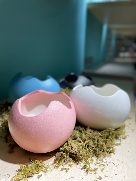 Egg Ceramic Hideout