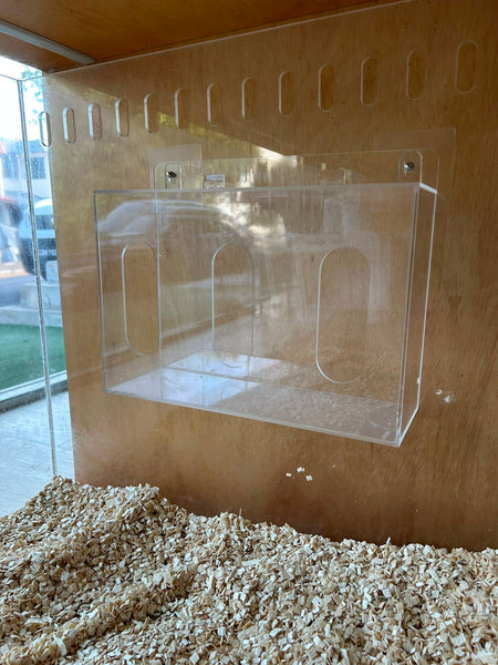 Acrylic Hay Rack