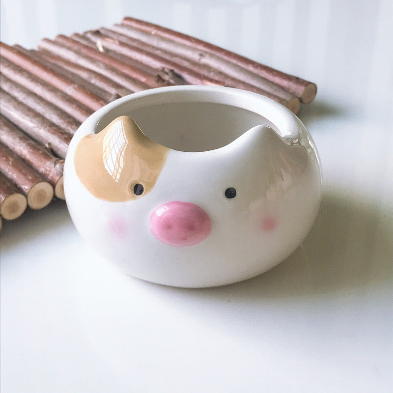 Pig Food Bowl